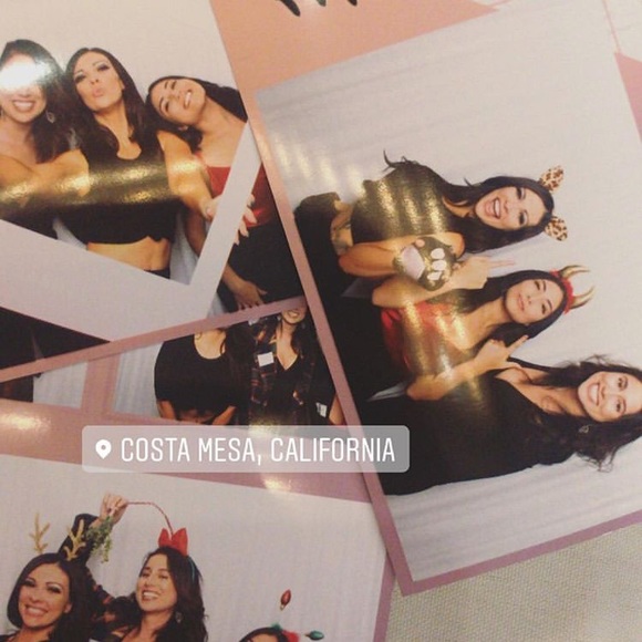 My Poshmark Success 💕💕 - Picture 4 of 7